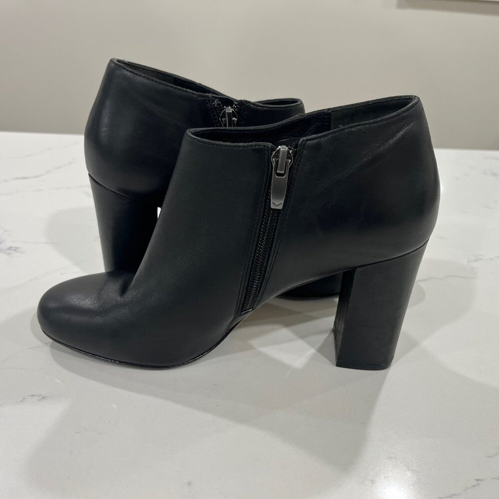 Via Spiga ankle boots 7.5